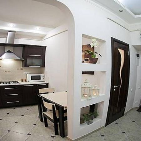 1 Minute To Rynok Square Apartment Lviv Phòng bức ảnh
