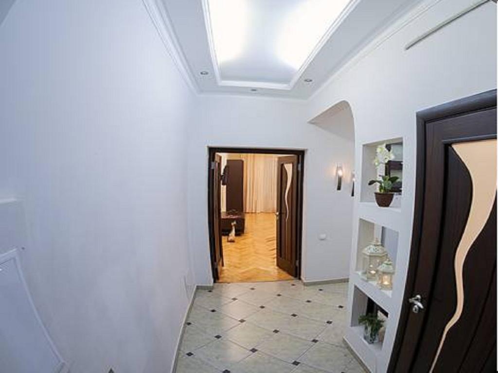 1 Minute To Rynok Square Apartment Lviv Phòng bức ảnh